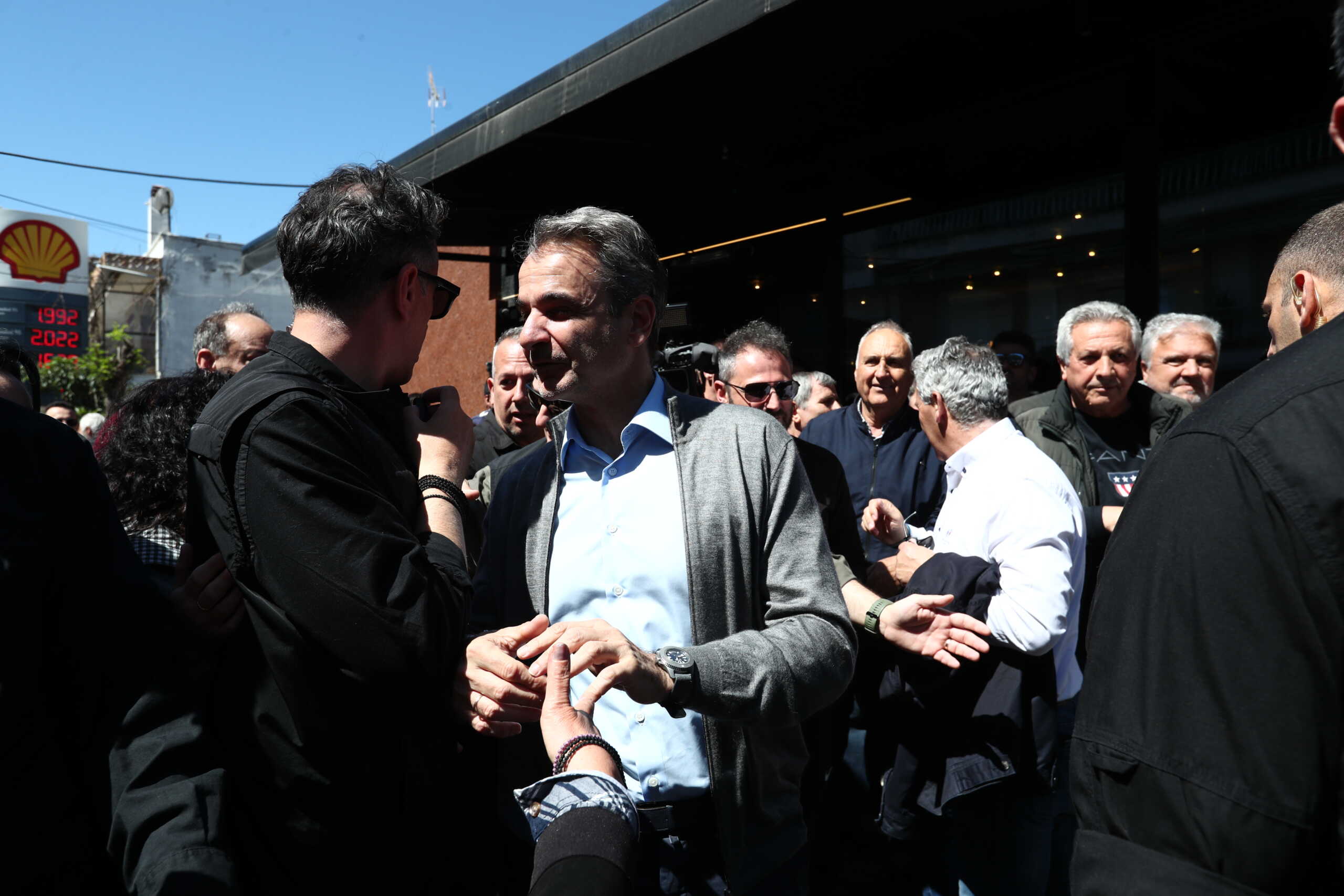 Επίσκεψη του Πρωθυπουργού Κυριάκου Μητσοτάκη στην Πολίχνη Θεσσαλονίκης, Τρίτη 9 Απριλίου 2024. 
(ΒΑΣΙΛΗΣ ΒΕΡΒΕΡΙΔΗΣ