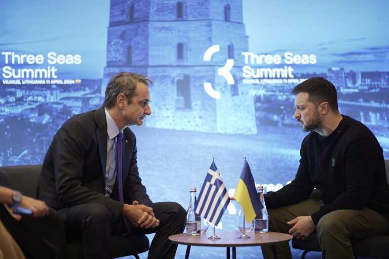 Μητσοτάκης σε Ζελένσκι: Η Ελλάδα θα συνεχίσει να στηρίζει την Ουκρανία - Πρόσκληση στον Έλληνα πρωθυπουργό να συμμετάσχει στη Διάσκεψη Ειρήνης της Ελβετίας