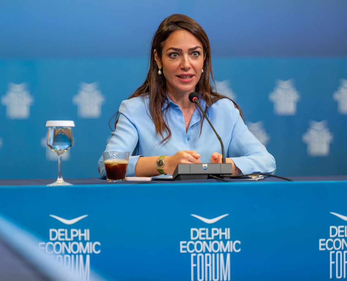 Κάλυψη εισφορών ή μισθών για την εργασιακή επανένταξη γυναικών εξετάζει το Υπουργείο Εργασίας 