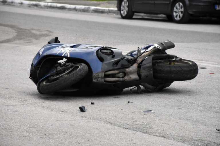 Ένας νεκρός και ένας τραυματίας σε τροχαίο με μοτοσικλέτα στις Σέρρες