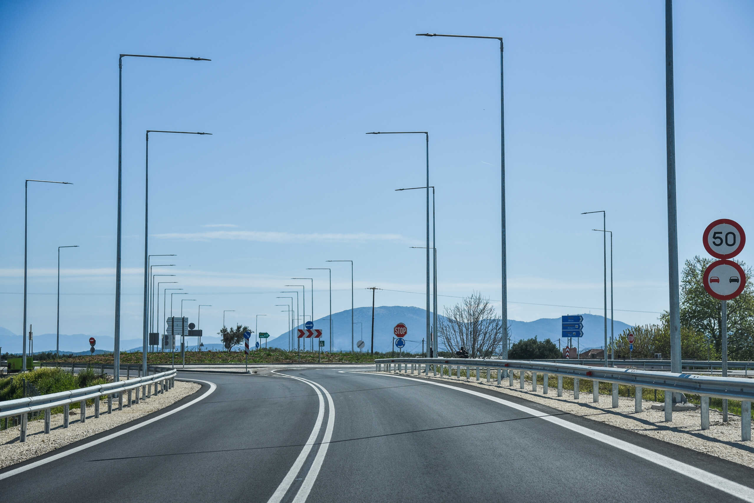 Νέα οδός σύνδεσης από τα διόδια Ακτίου προς Άγιο Νικόλαο και Λευκάδα. 
(ΓΙΩΡΓΟΣ ΕΥΣΤΑΘΙΟΥ