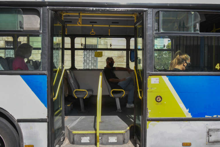 Μέσα Μαζικής Μεταφοράς: Έρχονται 500 επιπλέον «έξυπνες στάσεις» στην Αθήνα