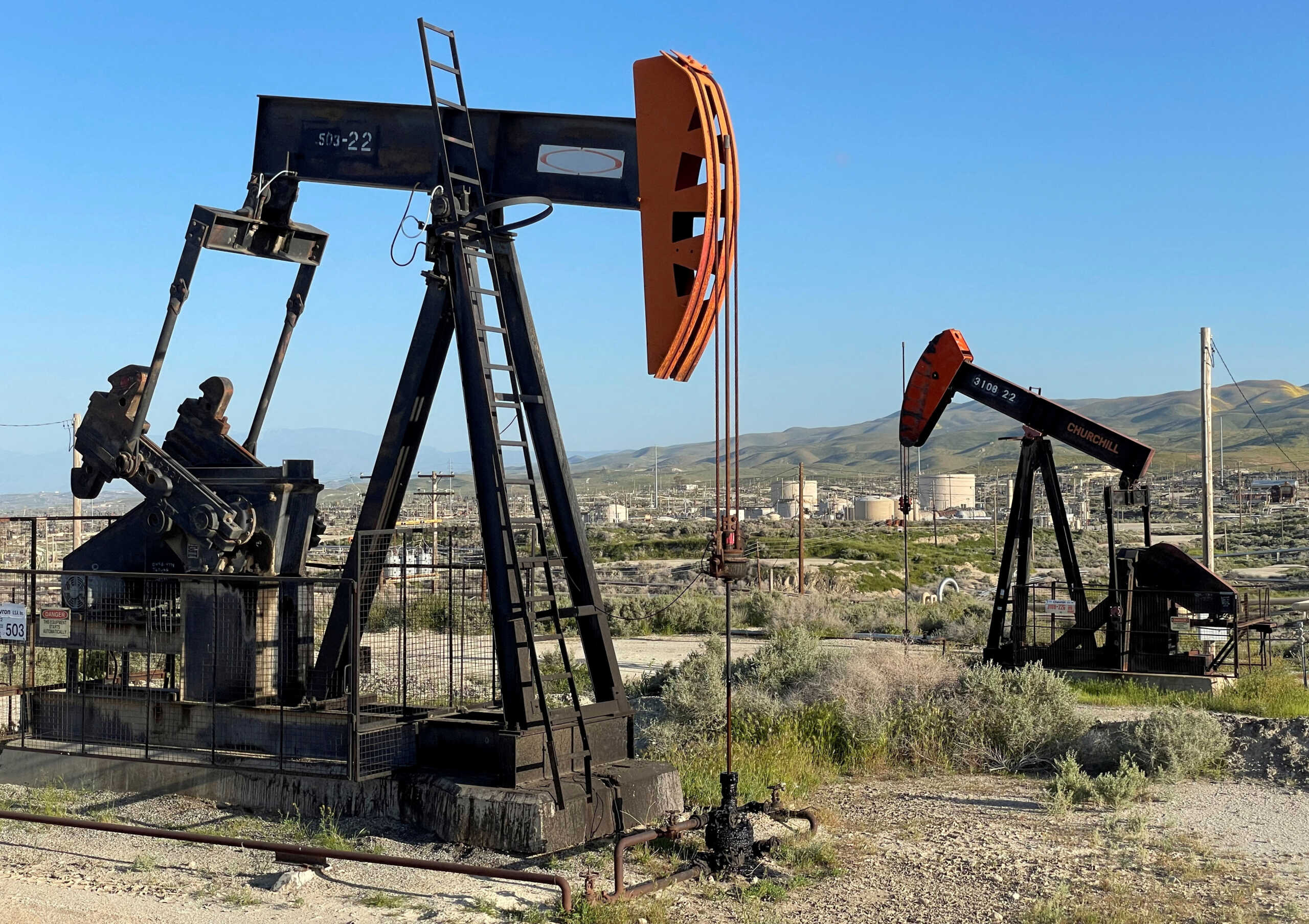 FILE PHOTO: A general view of oil drilling equipment on federal land near Fellows, California, U.S., April 15, 2023. REUTERS