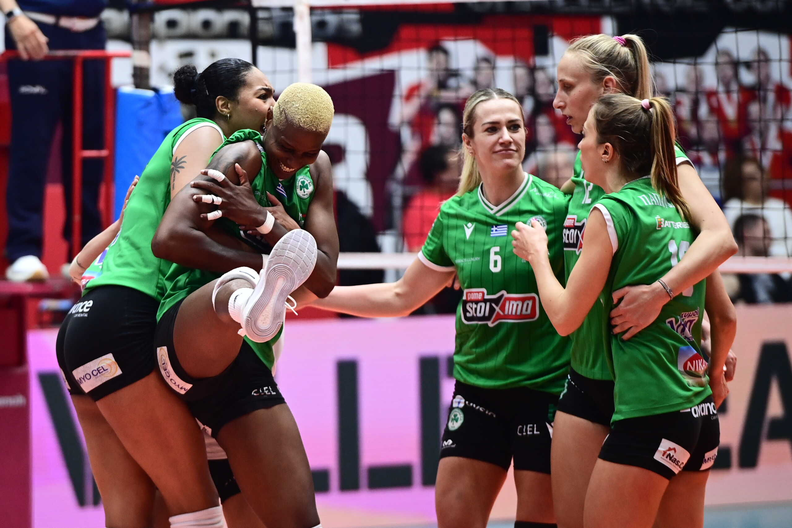 Ολυμπιακός – Παναθηναϊκός 0-3: Οι «πράσινες» μείωσαν τη σειρά στους τελικούς της Volley Leaguε γυναικών