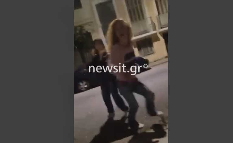 «Φοβήθηκα ότι θα γίνει κακό» λέει στο newsit.gr αυτόπτης μάρτυρας για τη γυναίκα που πήδηξε από το παράθυρο στην Πάτρα για να σωθεί