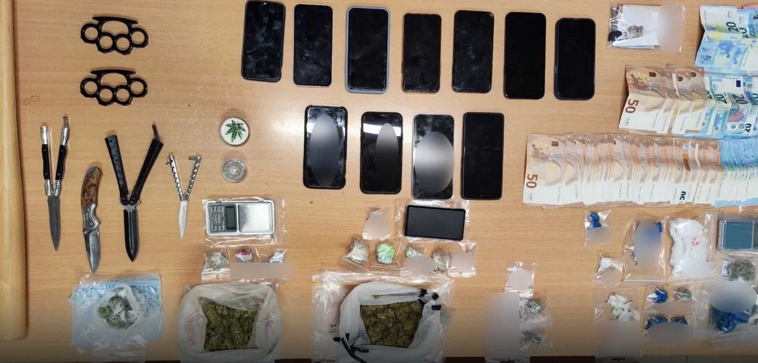 Πάτρα: Σοκάρουν οι ηχογραφημένες συνομιλίες του κυκλώματος που διακινούσε ναρκωτικά μέσα στο σχολείο
