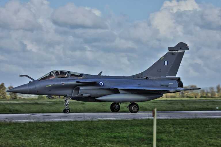 «Kλείδωσαν» τα Rafale για το μεγάλο ταξίδι στην Ινδία: Η Πολεμική Αεροπορία στην πολυεθνική άσκηση Tarang Shakti 24
