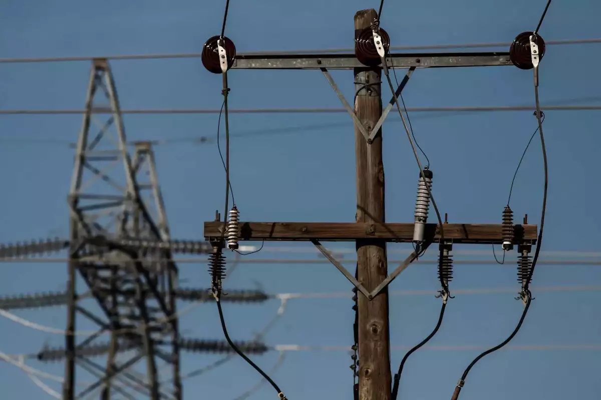 Νέες αυξήσεις στους λογαριασμούς ρεύματος εγκυμονούν τα ελλείμματα δύο βασικών ειδικών λογαριασμών