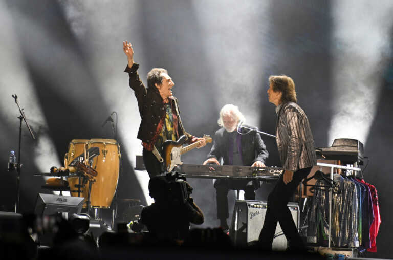 Rolling Stones: Σα να μην πέρασε μια μέρα – Η sold out περιοδεία των 80χρονων γερόλυκων της ροκ