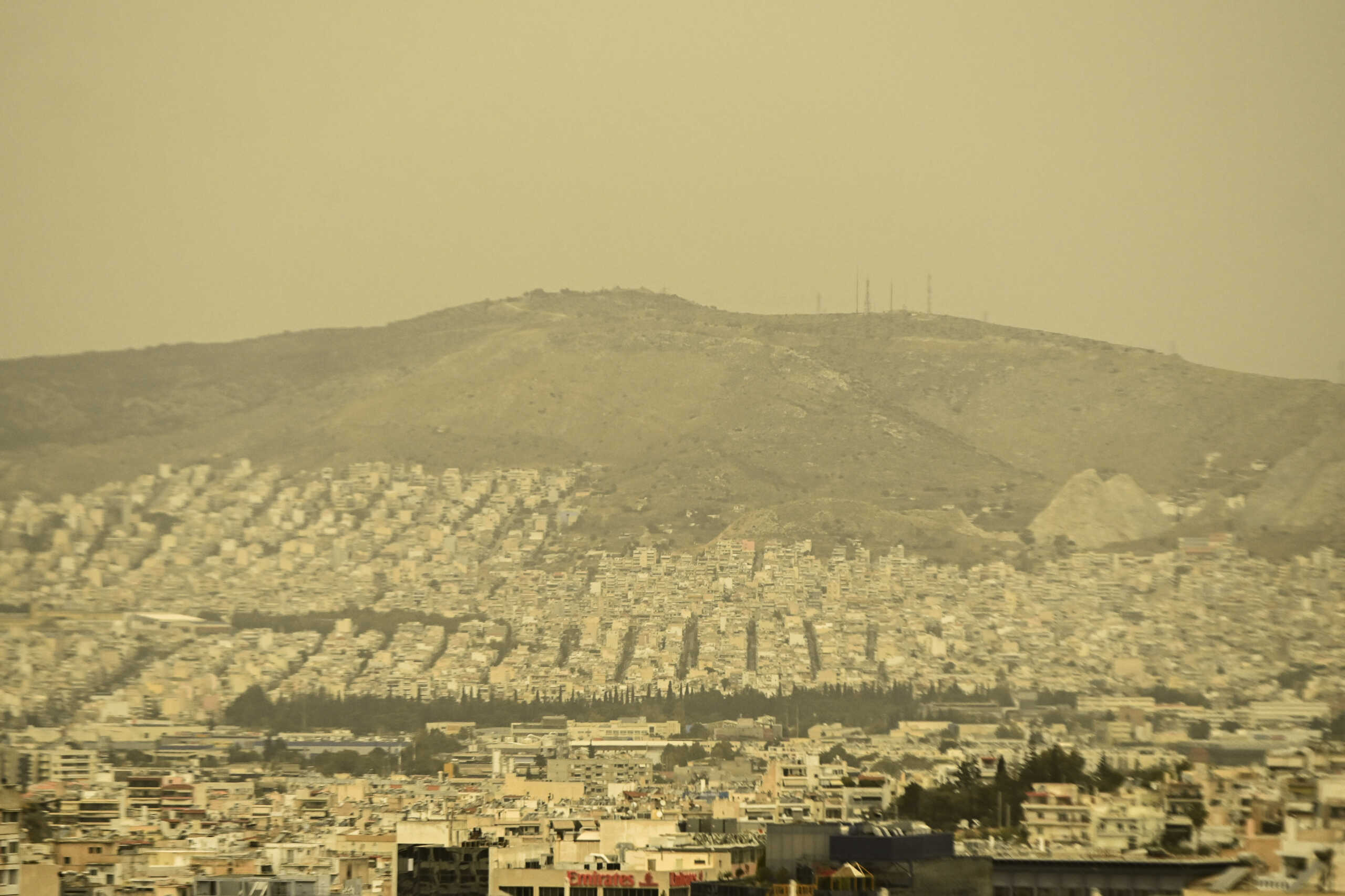 Αφρικανική σκόνη: Κιτρίνισε όλη η Αθήνα