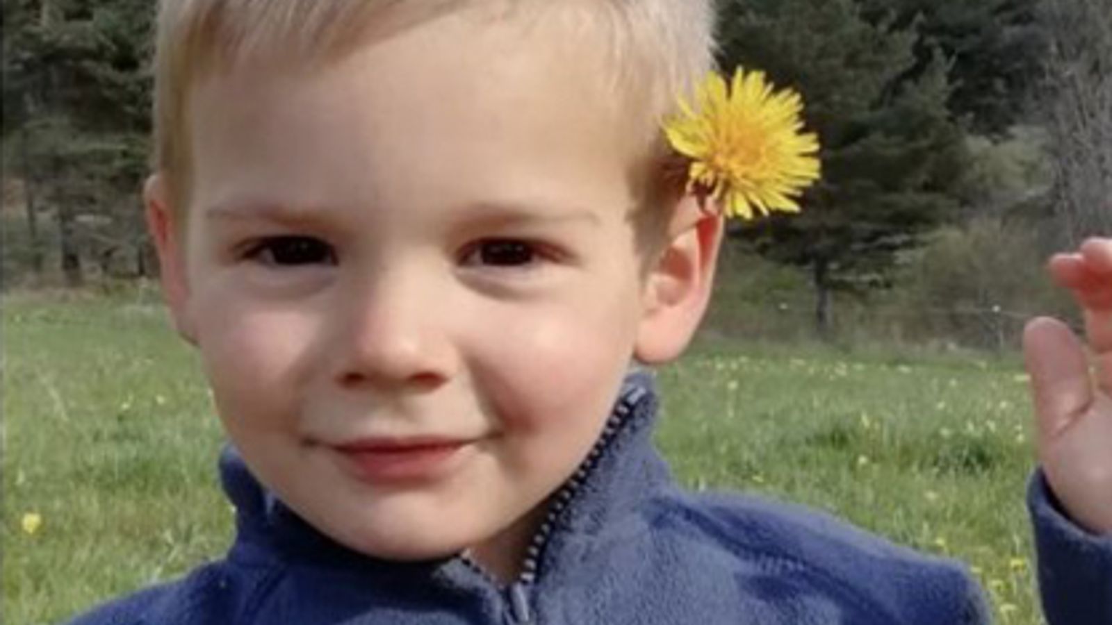 Γαλλία: Μυστήριο με τον θάνατο του 2χρονου Εμίλ μετά την ανακάλυψη των οστών του – Το παρελθόν του παππού του