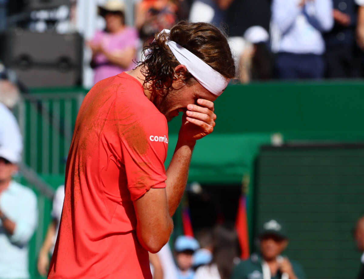 Tennis - ATP Masters 1000 - Monte Carlo Masters - Monte Carlo Country Club, Roquebrune-Cap-Martin, France - April 14, 2024 Greece's Stefanos Tsitsipas celebrates winning his final match against Norway's Casper Ruud REUTERS