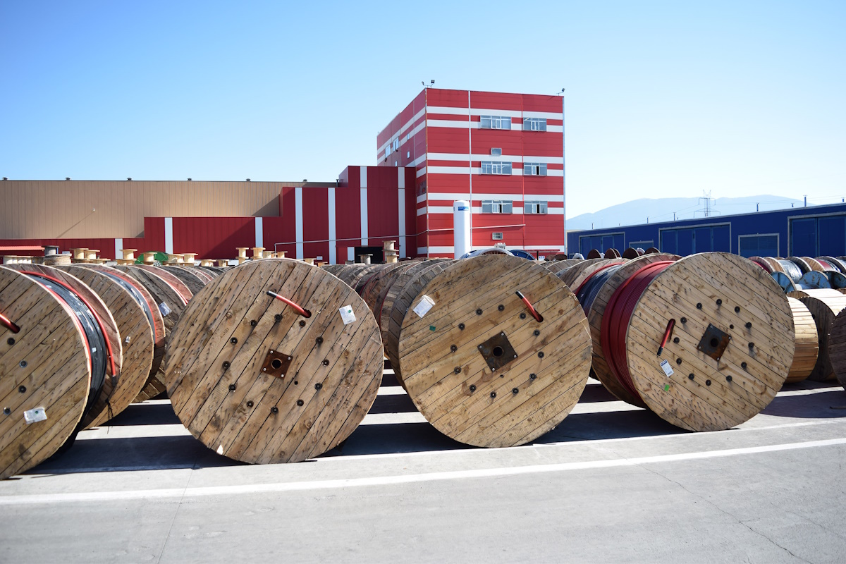 Hellenic Cables: Δύο συμβάσεις από την Amprion GmbH για έργα μεταφοράς ενέργειας στη Γερμανία