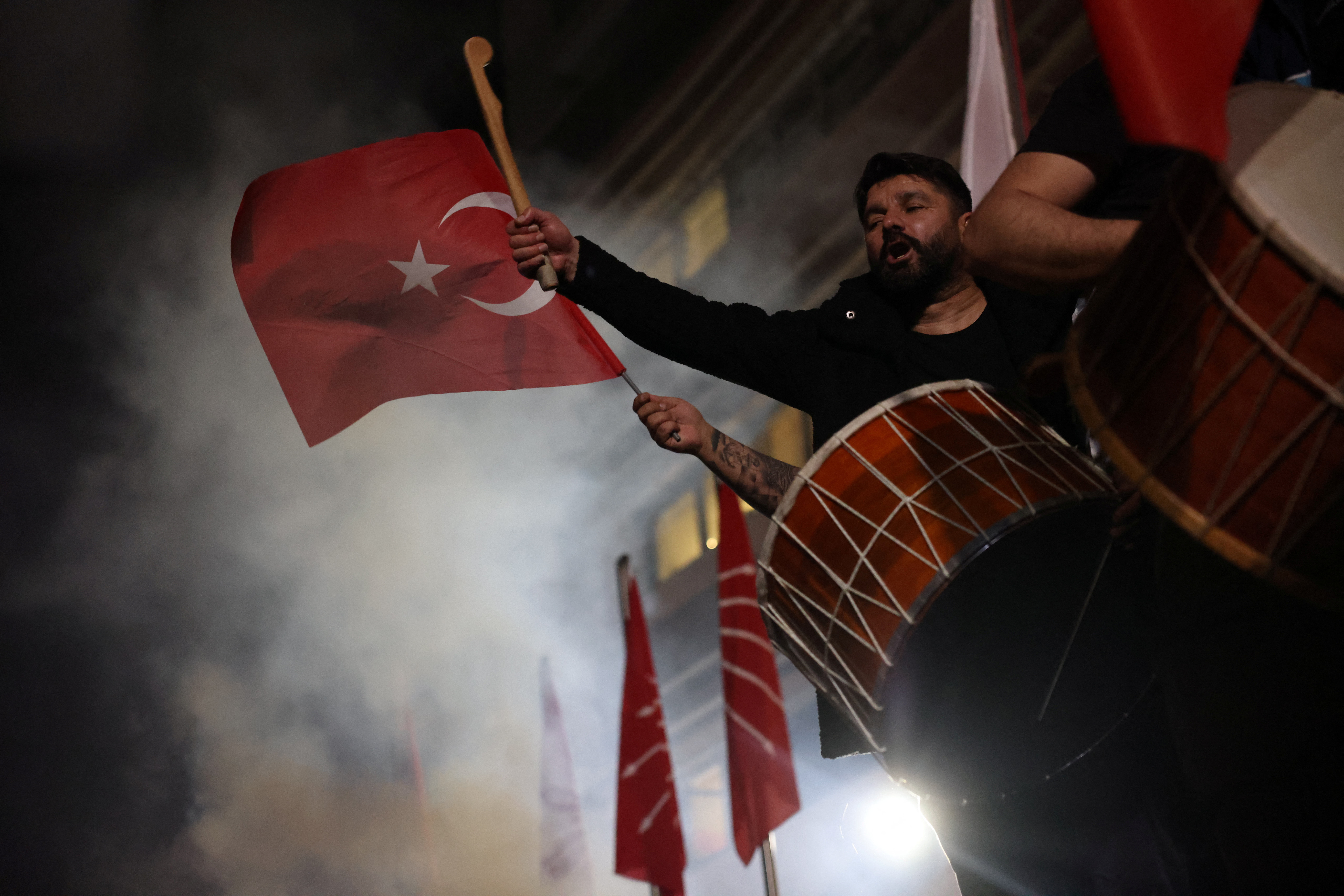 Supporters of Ankara Mayor Mansur Yavas, mayoral candidate of the main opposition Republican People's Party (CHP), celebrate at the CHP headquarters following the early results during the local elections in Ankara, Turkey April 1, 2024. REUTERS
