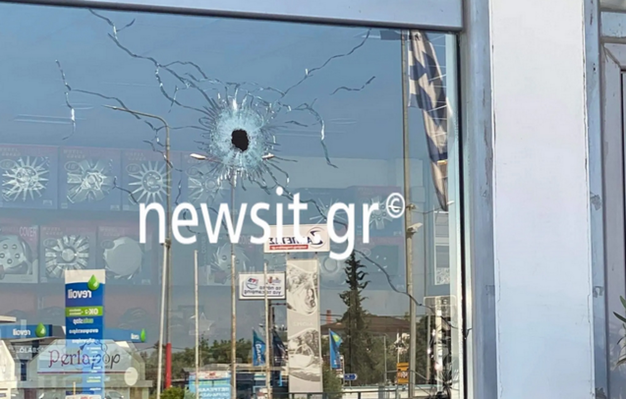 Θεσσαλονίκη: Ταυτοποιήθηκε ο δράστης που «γάζωσε» με καλάσνικοφ το βενζινάδικο του Θέμη Κιουρτζή