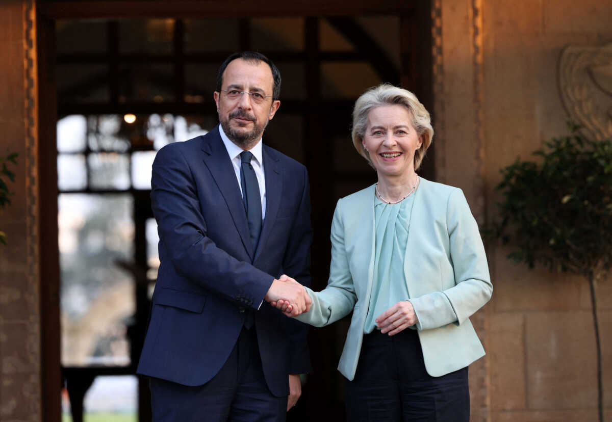 Cypriot President Nikos Christodoulides and European Commission President Ursula von der Leyen shake hands before an event marking the 20th anniversary of the accession of Cyprus to the European Union at the Presidential Palace in Nicosia, Cyprus May 1, 2024. REUTERS