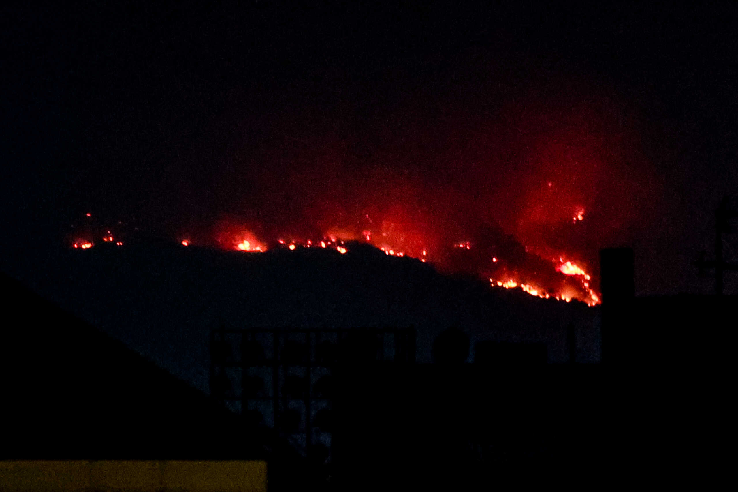 Πυροσβεστική Υπηρεσία: 27 πυρκαγιές ξέσπασαν το τελευταίο 24ωρο σε όλη τη χώρα