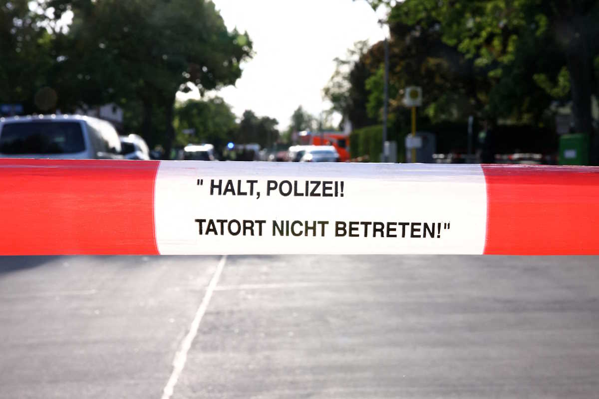 Γερμανία: Χειροπέδες σε 74χρονο για την επίθεση στην πρώην δήμαρχο του Βερολίνου