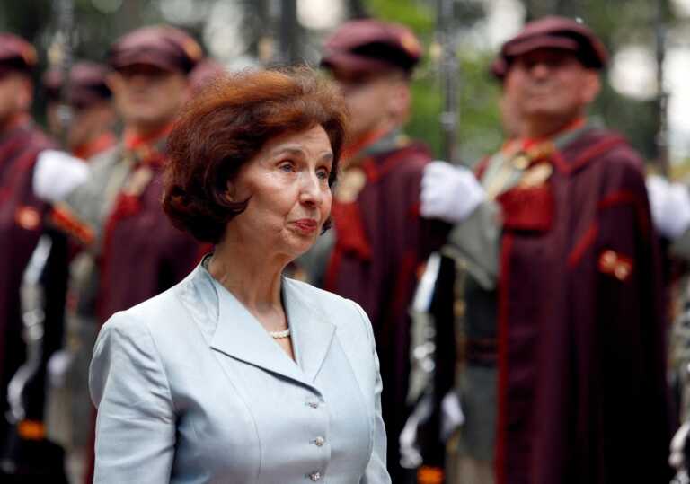 Γκορντάνα Σιλιάνοφσκα: Η φεμινίστρια νομικός που επιμένει στο σκέτο «Μακεδονία» - Η πρώτη γυναίκα πρόεδρος της Βόρειας Μακεδονίας