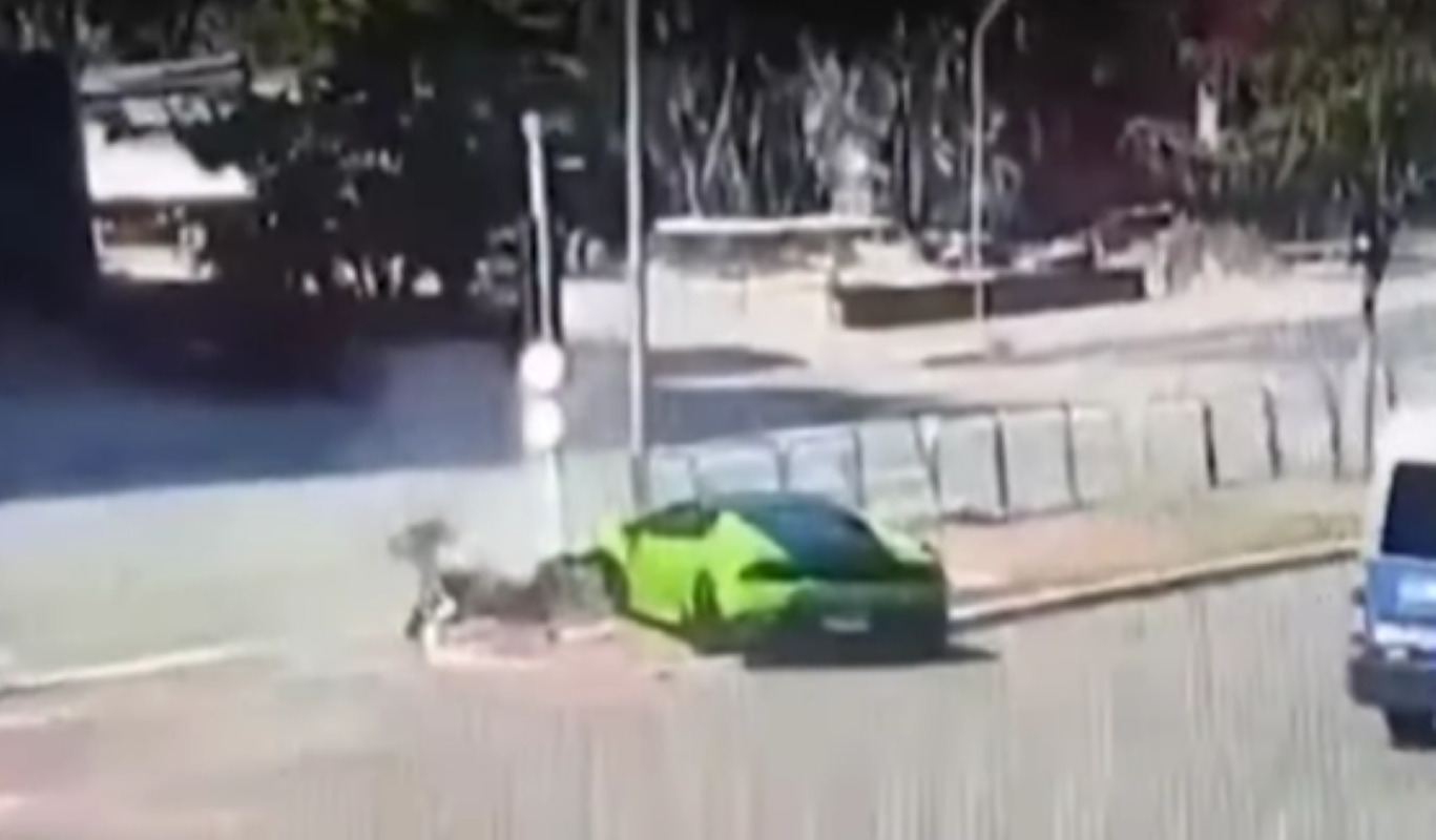Βραζιλία: Βίντεο με οδηγό Lamborghini να εμβολίζει μηχανόβιο που του άρπαξε το Rolex