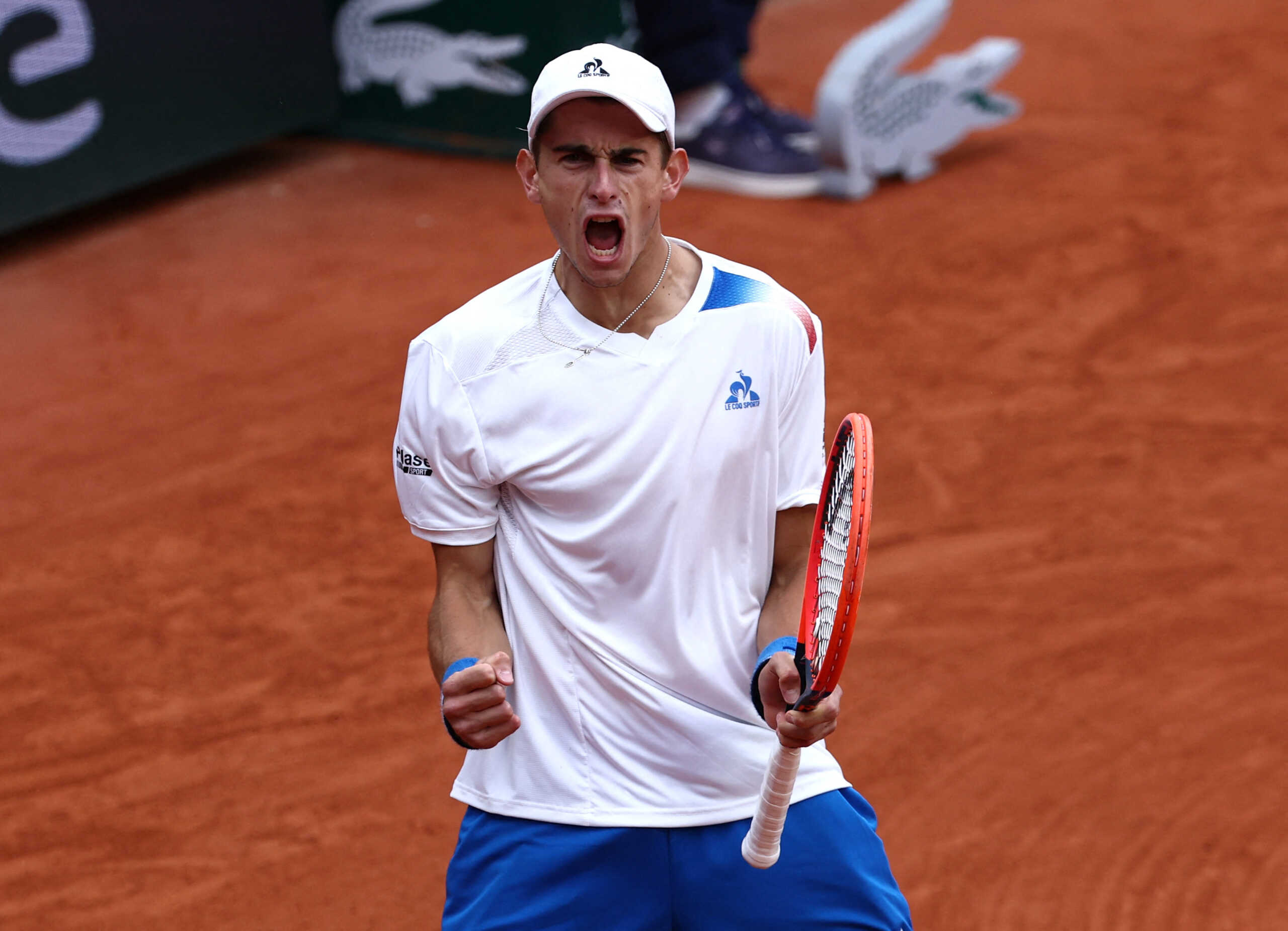 Tennis - French Open - Roland Garros, Paris, France - May 31, 2024 Italy's Matteo Arnaldi reacts during his third round match against Russia's Andrey Rublev REUTERS