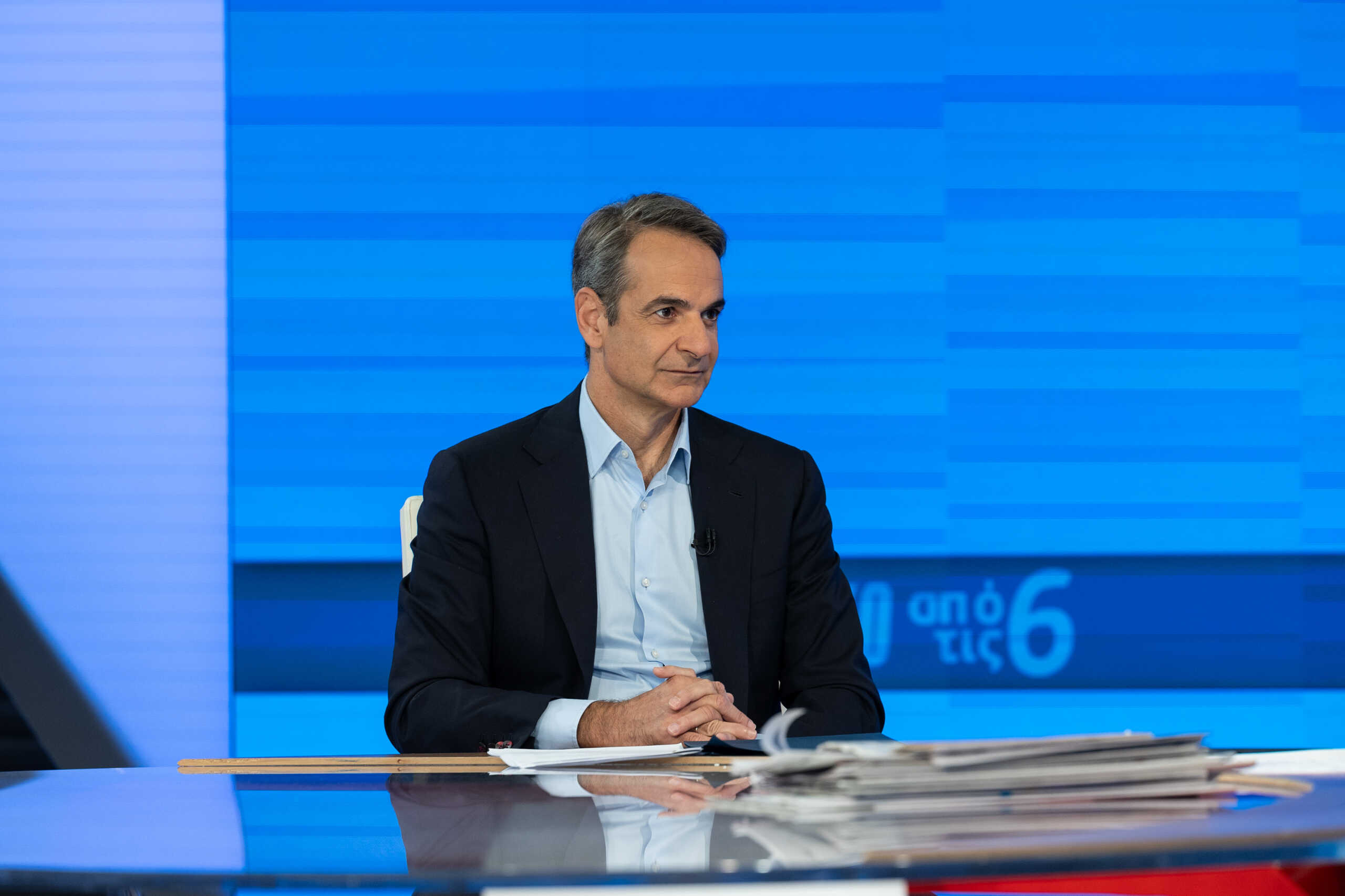 Ο Πρωθυπουργός Κυριάκος Μητσοτάκης  παραχωρεί συνέντευξη στην τηλεοπτική εκπομπή της ΕΡΤ "Σαββατοκύριακο από τις 6" και στον δημοσιογράφο Δημήτρη Κοτταρίδη.  Σάββατο 18 Μαϊου 2024  (ΔΗΜΗΤΡΗΣ ΠΑΠΑΜΗΤΣΟΣ