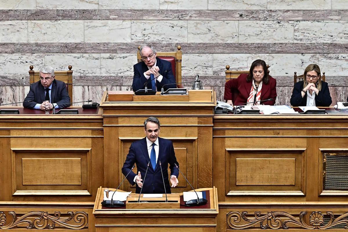 Απάντηση του Πρωθυπουργού Κυριάκου Μητσοτάκη σε επίκαιρη ερώτηση του Προέδρου της Κοινοβουλευτικής Ομάδας της Νέας Αριστεράς και Βουλευτή Μεσσηνίας Αλέξη Χαρίτση με θέμα "Το παρόν της Θεσσαλίας απαιτεί άμεση αποκατάσταση για τους πληγέντες. Το μέλλον της Θεσσαλίας απαιτεί ολιστικό σχέδιο ανασυγκρότησης", Παρασκευή 2 Φεβρουαρίου 2024. 
(ΜΙΧΑΛΗΣ ΚΑΡΑΓΙΑΝΝΗΣ