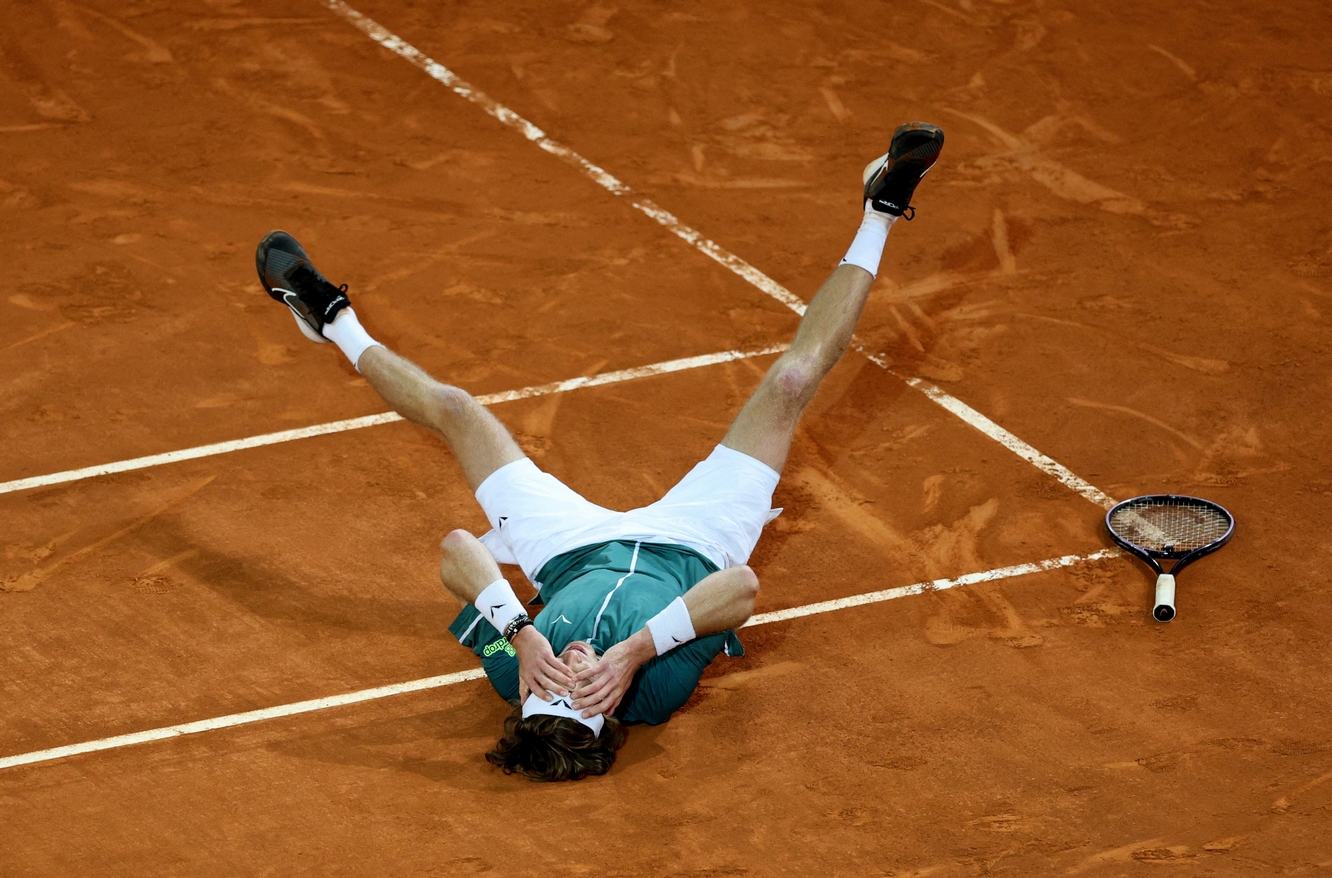 Tennis - Madrid Open - Park Manzanares, Madrid, Spain - May 5, 2024  Russia's Andrey Rublev celebrates winning the final against Canada's Felix Auger Aliassime REUTERS