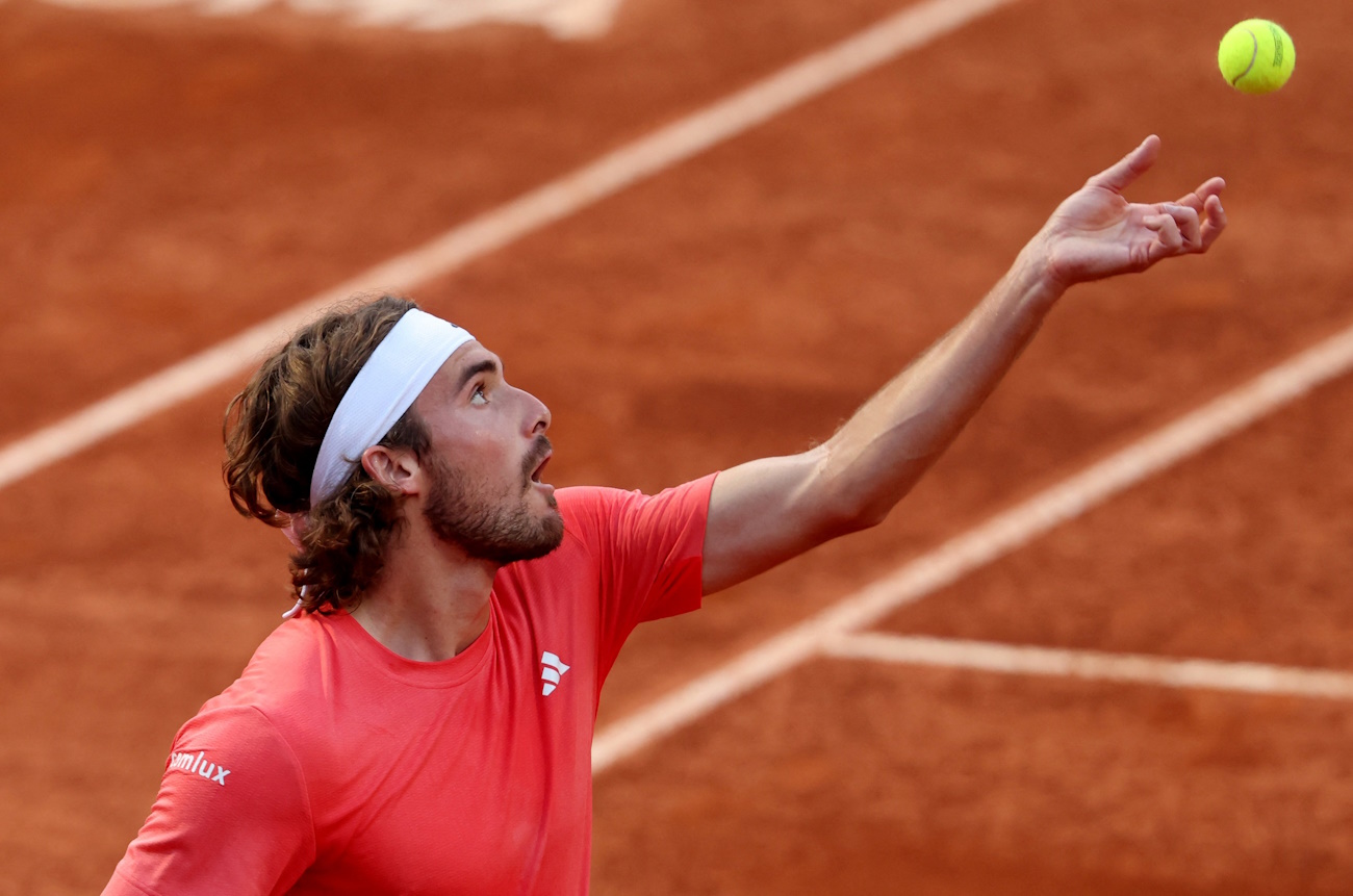 Tennis - Italian Open - Foro Italico, Rome, Italy - May 16, 2024 Greece's Stefanos Tsitsipas in action during his quarter final match against Chile's Nicolas Jarry REUTERS