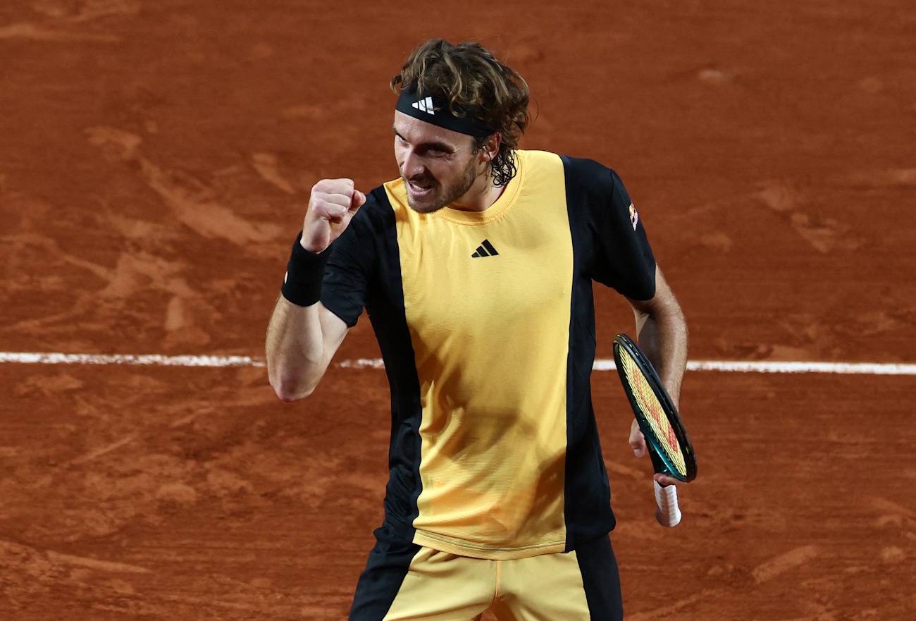 Tennis - French Open - Roland Garros, Paris, France - May 31, 2024 Greece's Stefanos Tsitsipas reacts during his third round match against China's Zhang Zhizhen REUTERS