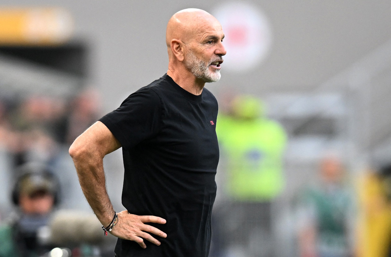 Soccer Football - Serie A - AC Milan v Genoa - San Siro, Milan, Italy - May 5, 2024 AC Milan coach Stefano Pioli REUTERS