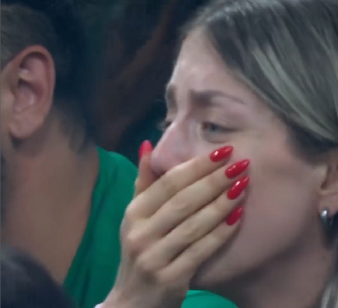 Παναθηναϊκός: Τα viral δάκρυα της οπαδού του «τριφυλλιού» στο ΟΑΚΑ