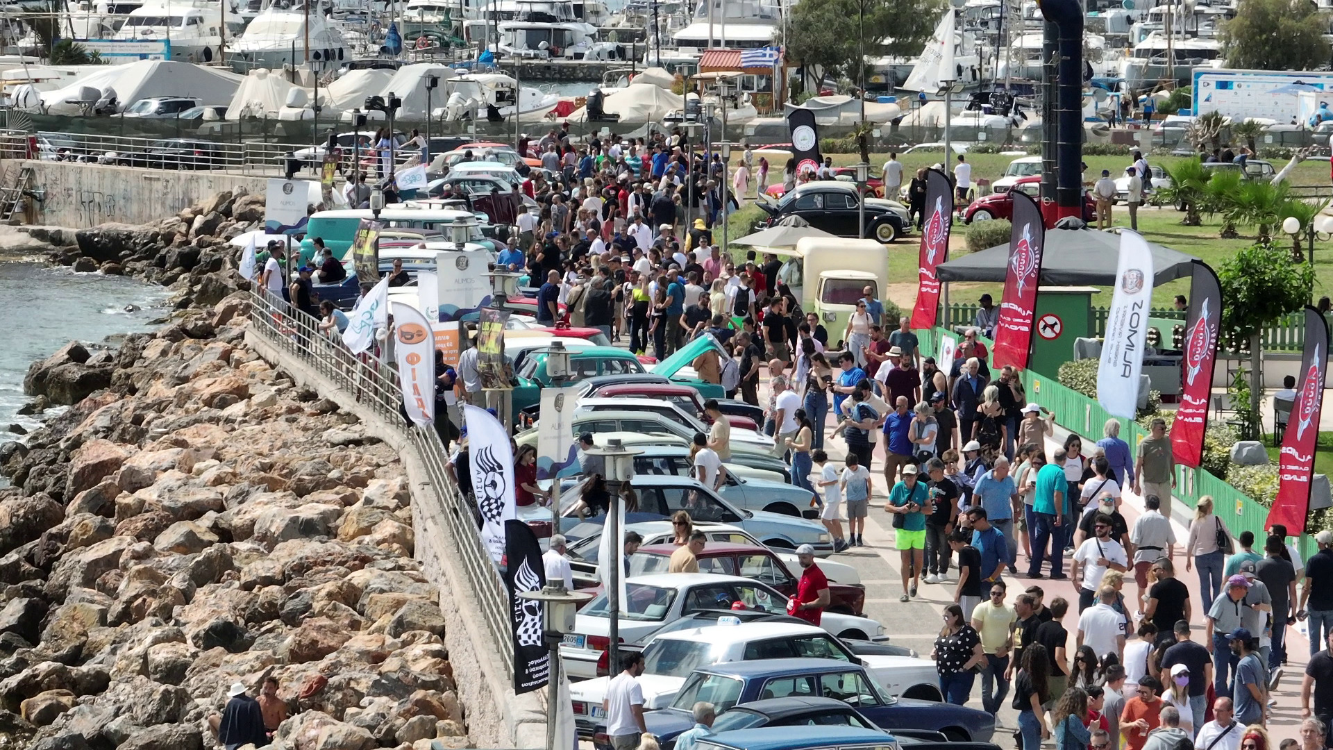 Με τεράστιο πλήθος η Κυριακή των κλασικών στον Άλιμο – Πήγαν μονοήμερη εκδρομή και χάρηκαν μοναδικό θέαμα