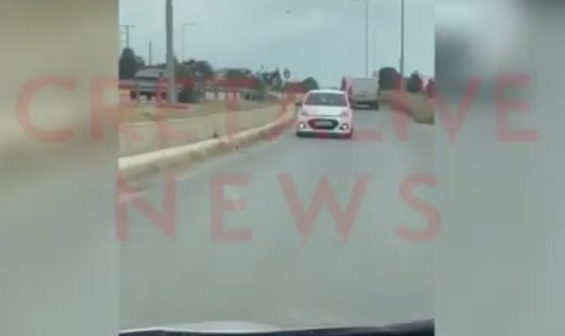Κρήτη: Βίντεο με αυτοκίνητο να πηγαίνει ανάποδα, η στιγμή που λίγο έλειψε να σημειωθεί ατύχημα