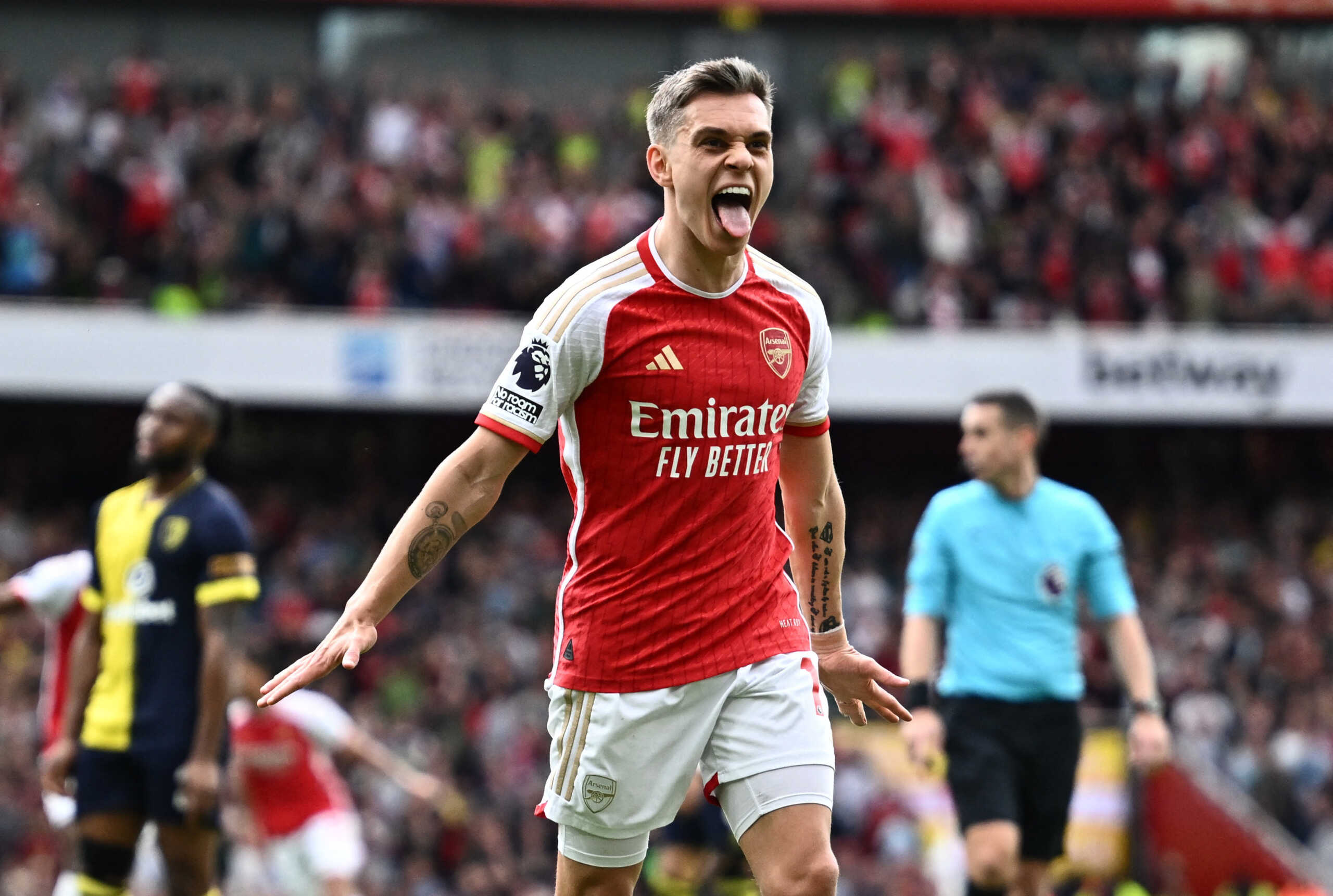 Soccer Football - Premier League - Arsenal v AFC Bournemouth - Emirates Stadium, London, Britain - May 4, 2024 Arsenal's Leandro Trossard celebrates scoring their second goal REUTERS