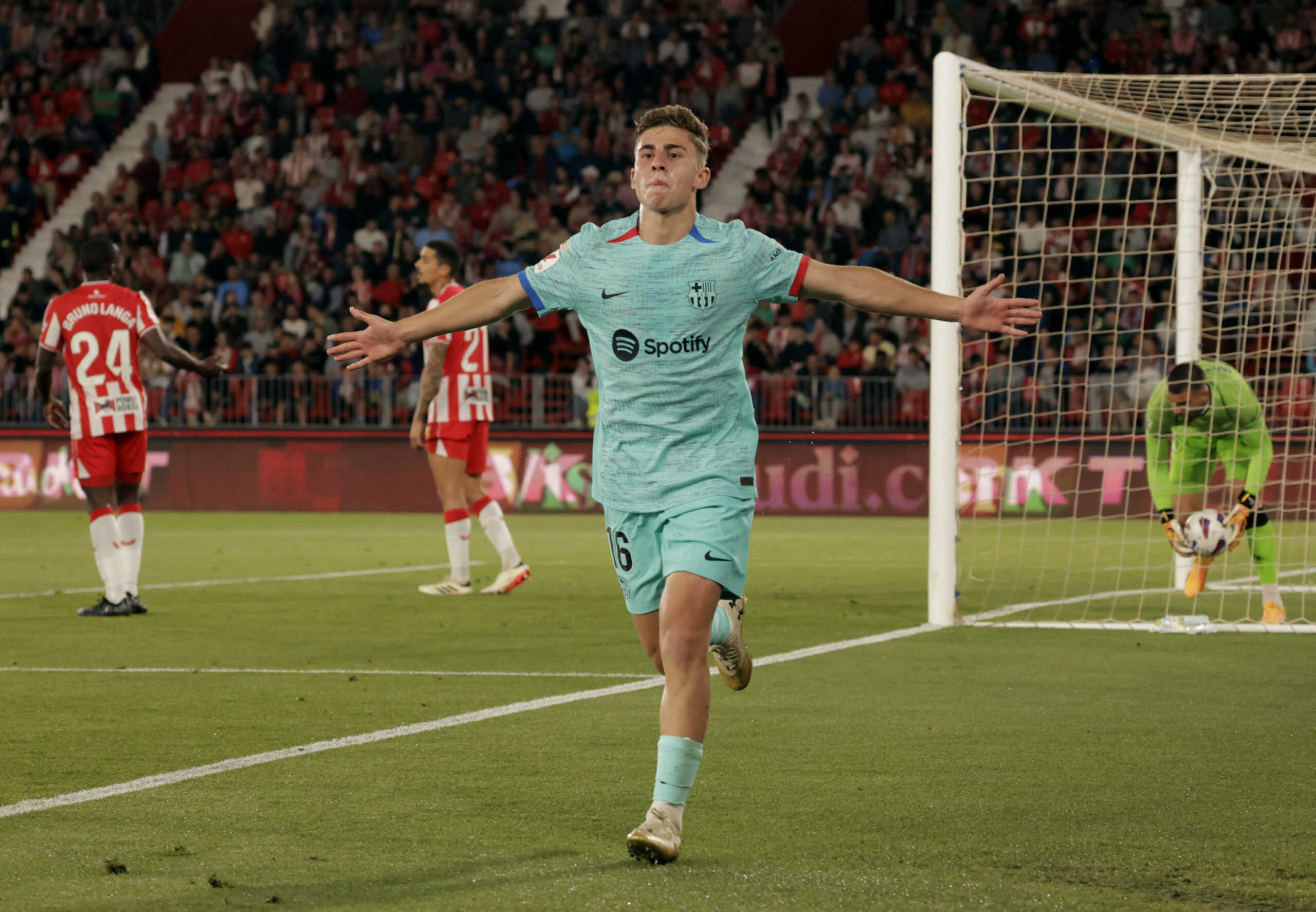 Soccer Football - LaLiga - Almeria v Barcelona - Estadio de los Juegos Mediterraneos, Almeria, Spain - May 16, 2024 FC Barcelona's Fermin Lopez celebrates scoring their first goal REUTERS