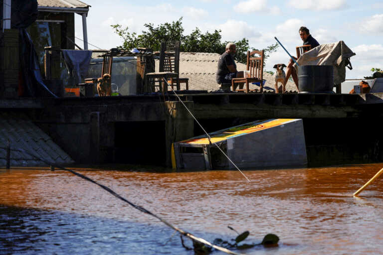 Εικόνες απόλυτης καταστροφής μετά την υποχώρηση των νερών από τις πλημμύρες στη Βραζιλία - Ανευ προηγουμένου οι ζημιές