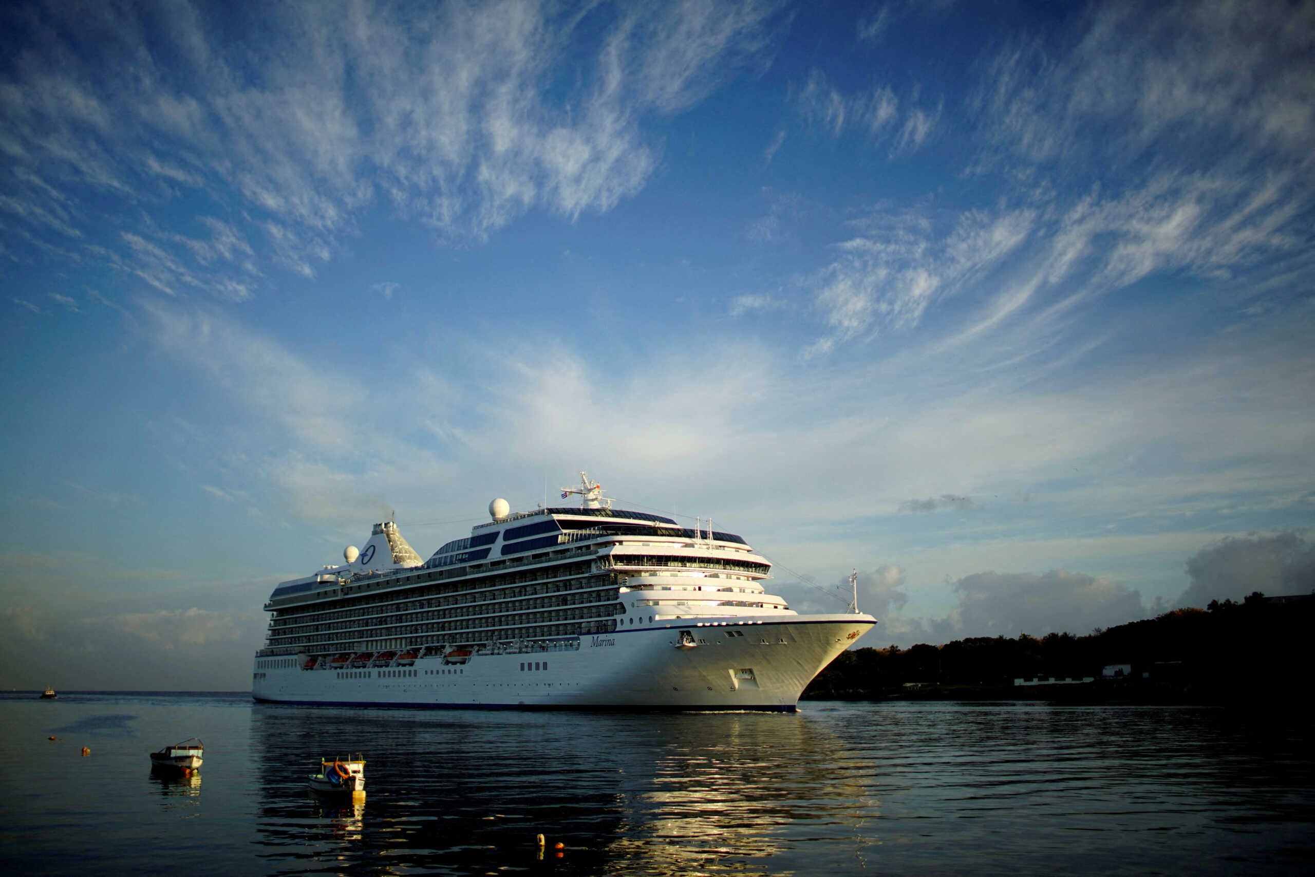FILE PHOTO: U.S. Norwegian Cruise Line Holdings cruise ship Marina arrives at the Havana bay, Cuba March 9, 2017. REUTERS