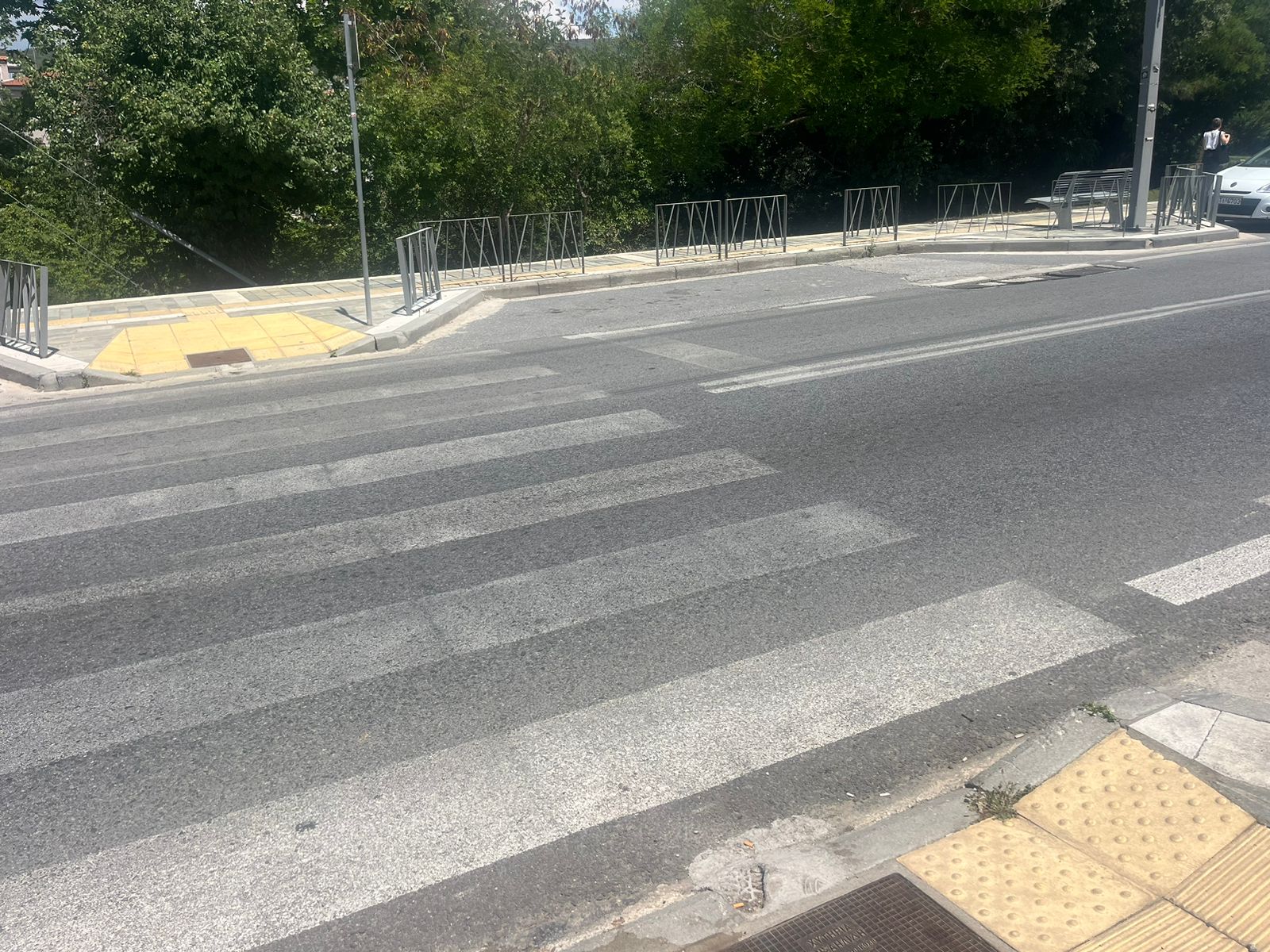 Θεσσαλονίκη: Πώς έγινε η παράσυρση μητέρας και βρέφους – Περνούσε τη διάβαση με το καρότσι
