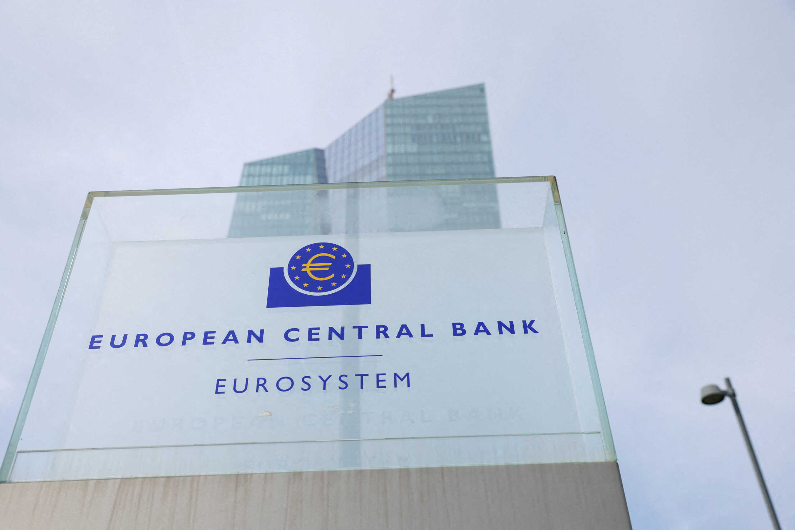 Πιέρ Βουνς (ΕΚΤ): Παραμένουν οι κίνδυνοι για τις προοπτικές του πληθωρισμού