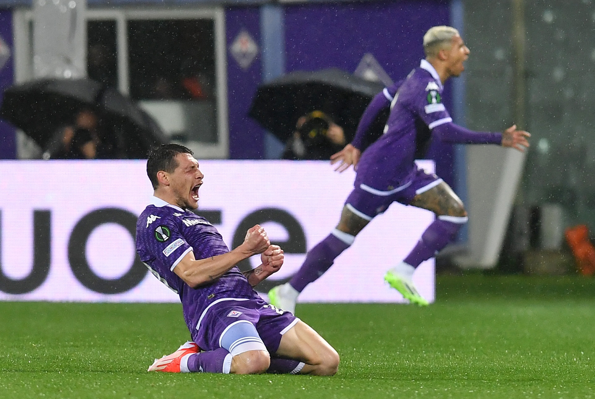 Soccer Football - Europa Conference League - Semi Final - First Leg - Fiorentina v Club Brugge - Stadio Artemio Franchi, Florence, Italy - May 2, 2024 Fiorentina's Andrea Belotti celebrates scoring their second goal REUTERS