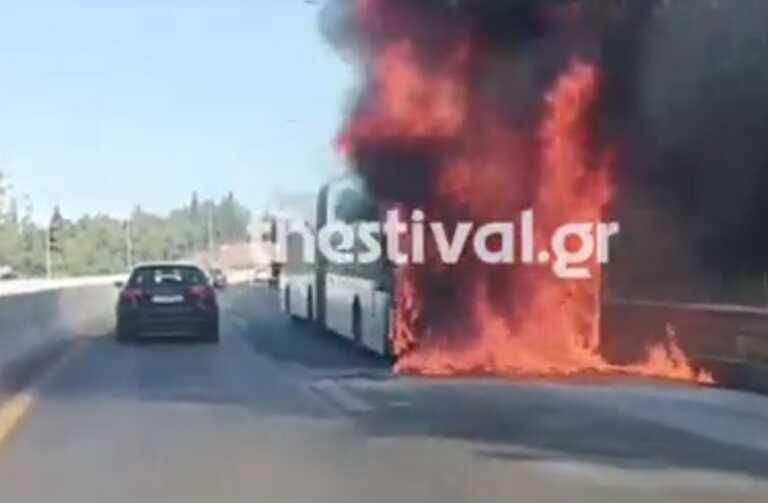 Βίντεο με τη φωτιά σε λεωφορείο του ΟΑΣΘ στον Περιφερειακό δρόμο της Θεσσαλονίκης - Έσβησε χωρίς τραυματίες