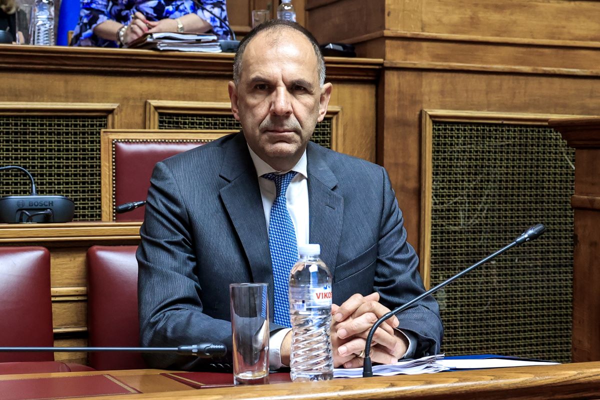 Γιώργος Γεραπετρίτης: Είναι απαίτηση να υπάρχει πλήρης συμμόρφωση στη Συμφωνία των Πρεσπών