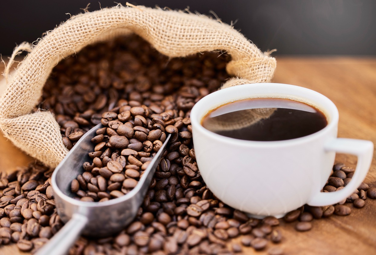 Καφές: Σενάρια για παραμονή στο ΦΠΑ 13%