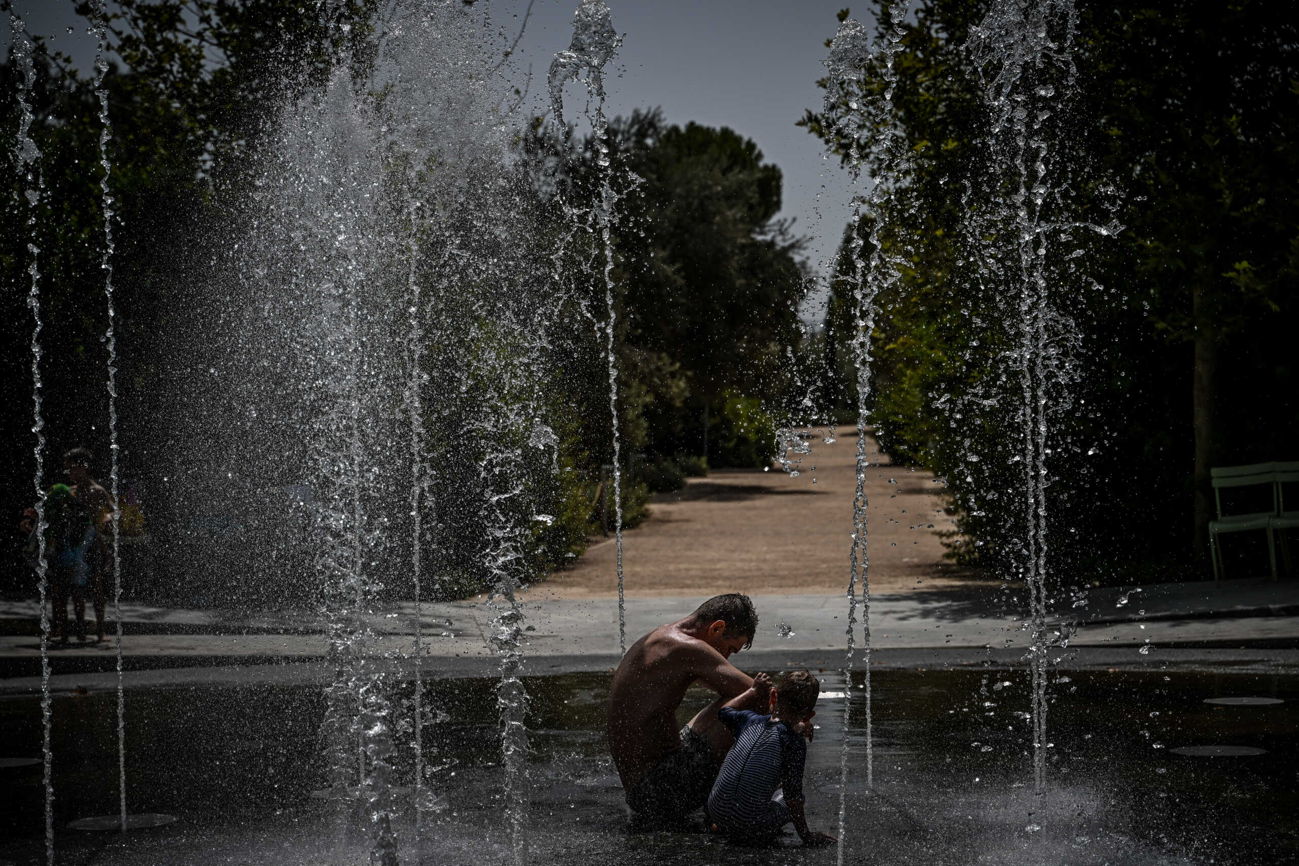 «Καμπανάκι» για αυξημένες πυρκαγιές το καλοκαίρι – Τα 35άρια του Μαρτίου και ο άνυδρος χειμώνας τα προειδοποιητικά «σημάδια»