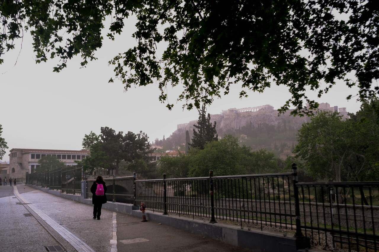 ΠΡΩΙΝΕΣ ΦΩΤΟΓΡΑΦΙΕΣ ΑΠΟ ΤΗΝ ΑΦΡΙΚΑΝΙΚΗ ΣΚΟΝΗ ΠΑΝΩ ΑΠΟ ΤΗΝ ΑΘΗΝΑ (ΑΝΤΩΝΗΣ ΝΙΚΟΛΟΠΟΥΛΟΣ