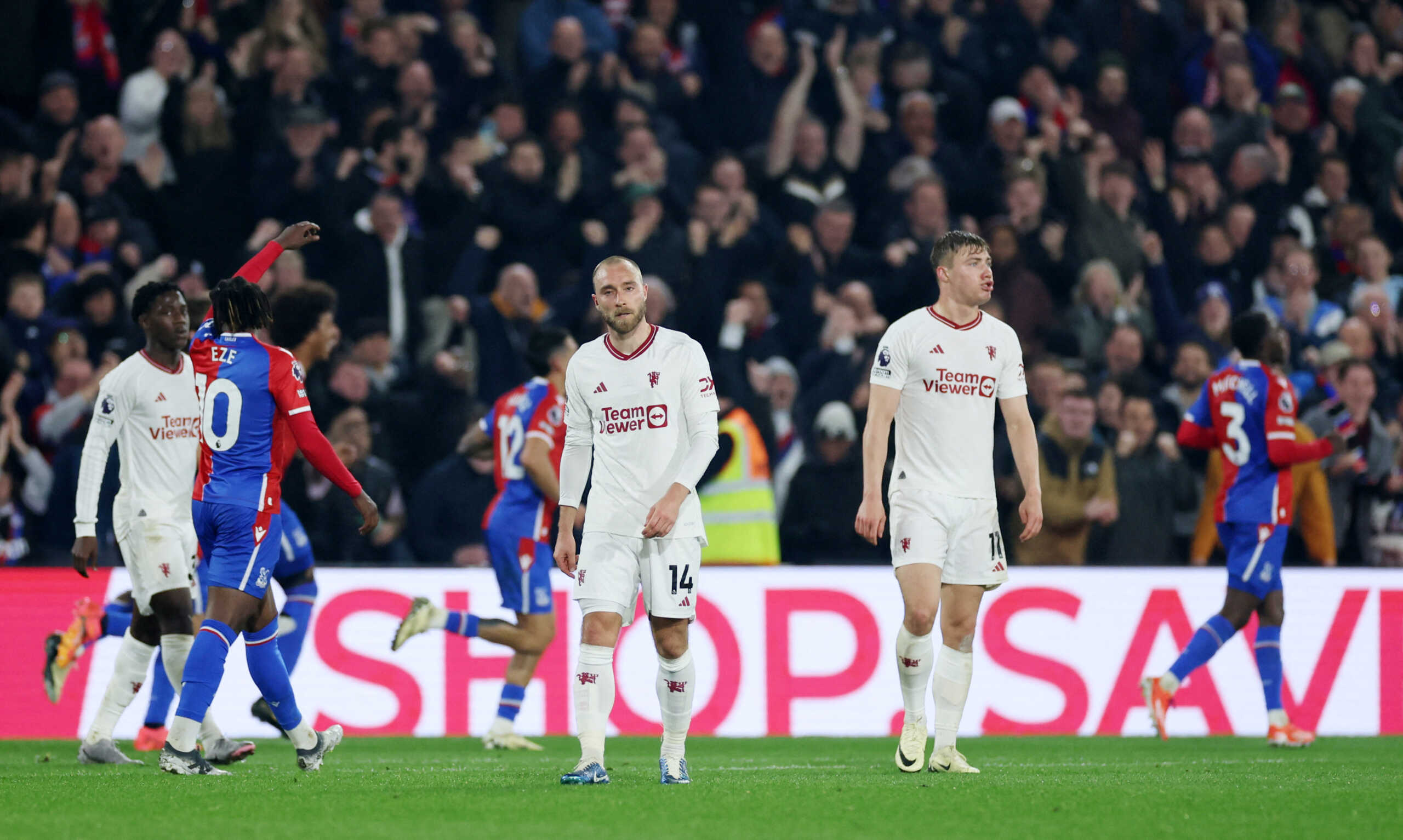 Soccer Football - Premier League - Crystal Palace v Manchester United - Selhurst Park, London, Britain - May 6, 2024 Manchester United's Christian Eriksen and Rasmus Hojlund look dejected after Crystal Palace's Tyrick Mitchell scores their third goal REUTERS