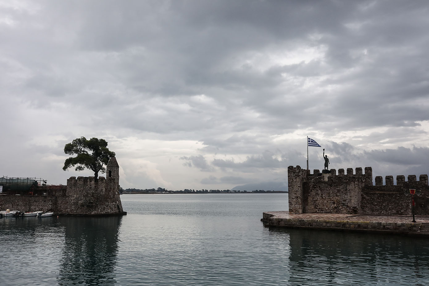 Η Πρόεδρος της Δημοκρατίας Κατερίνα Σακελλαροπούλου στις εορταστικές εκδηλώσεις για τα 450 χρόνια από τη Ναυμαχία της Ναυπάκτου, Κυριακή 10 Οκτωβρίου  2021.
(ΘΟΔΩΡΗΣ ΜΑΝΩΛΟΠΟΥΛΟΣ
