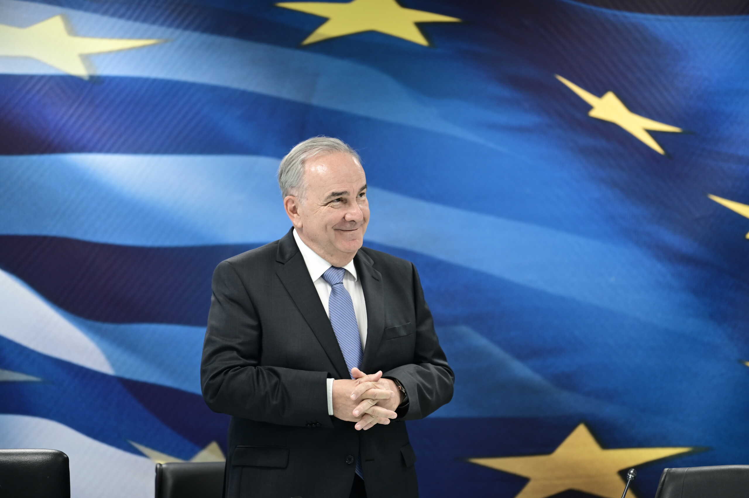 Συνέντευξη τύπου από τον υπουργό Εθνικής Οικονομίας και Οικονομικών, Κωστή Χατζηδάκη και τον αναπληρωτή υπουργό, Νίκο Παπαθανάση με αντικείμενο την παρουσίαση του "Σχεδίου νόμου για τη σύσταση του Αναπτυξιακού Προγράμματος Δημοσίων Επενδύσεων", Τρίτη 14 Μαΐου 2024. 
(ΜΙΧΑΛΗΣ ΚΑΡΑΓΙΑΝΝΗΣ