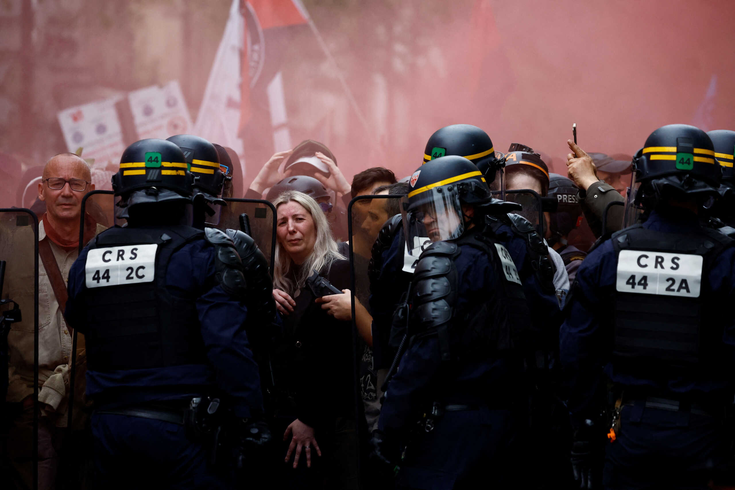 Γαλλία: Επεισόδια κατά τη διάρκεια διαδηλώσεων για την Εργατική Πρωτομαγιά στο Παρίσι